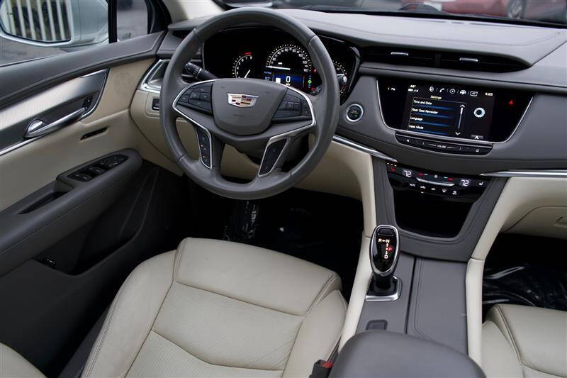 2018 Cadillac XT5 Luxury