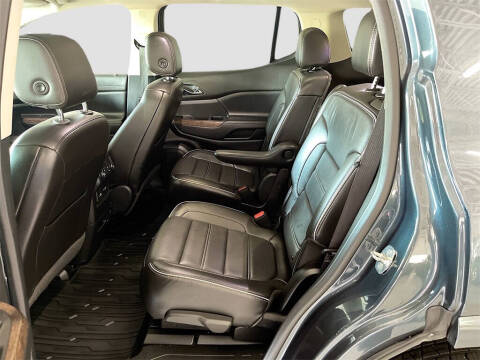 2020 GMC Acadia Denali