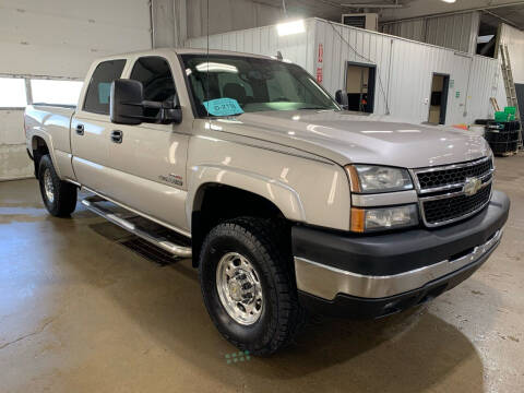 2006 Chevrolet Silverado 2500HD for sale at Premier Auto in Sioux Falls SD