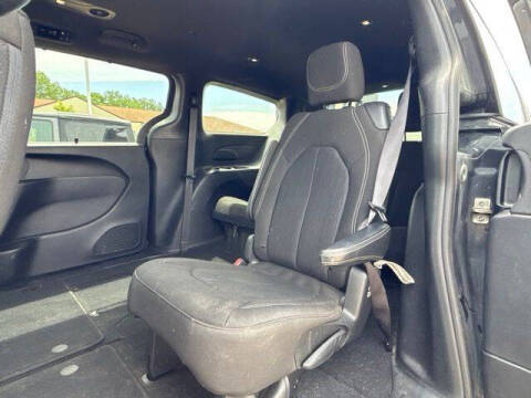 2021 Chrysler Pacifica Touring