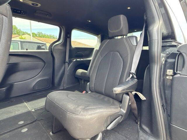 2021 Chrysler Pacifica Touring
