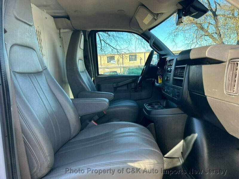 2021 Chevrolet Express 2500