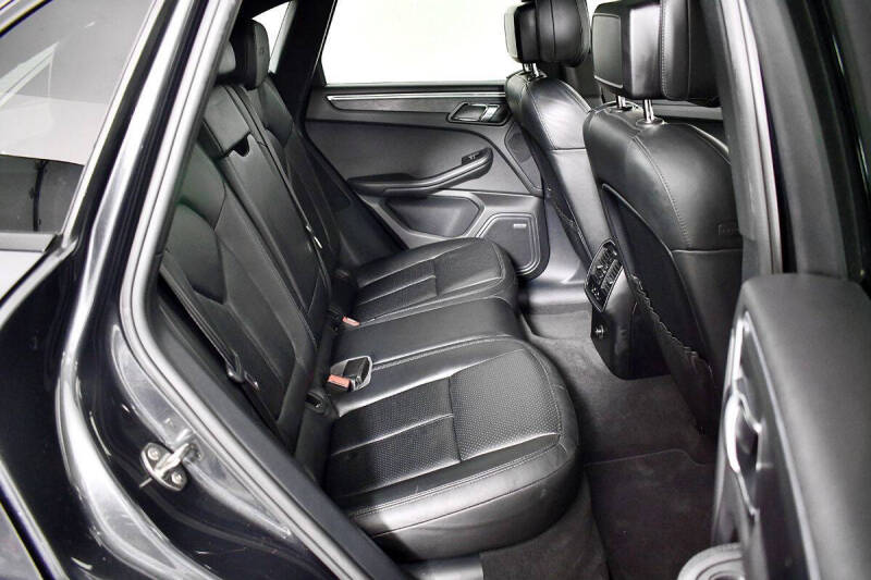 2017 Porsche Macan GTS