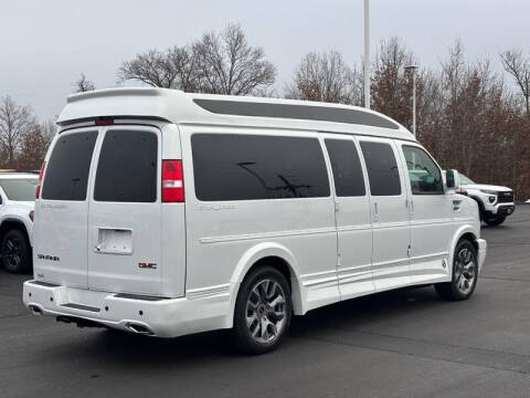 2025 GMC Savana 2500