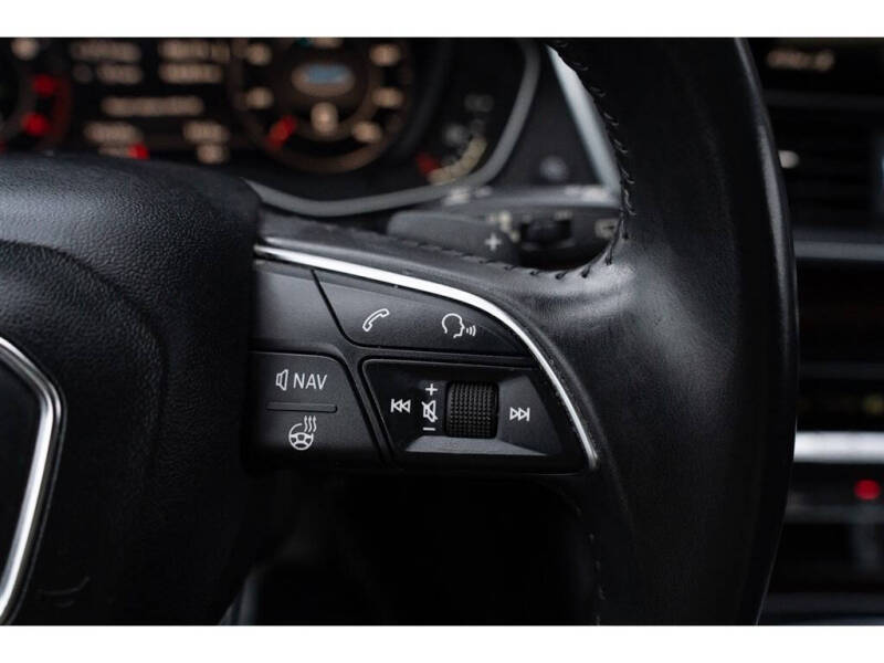 2020 Audi Q5 quattro Premium Plus 45 TFSI