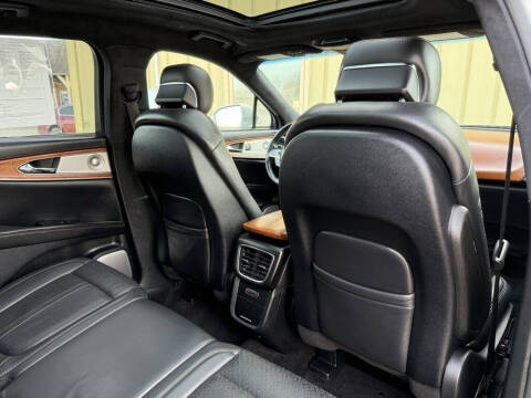 2020 Lincoln Nautilus Black Label