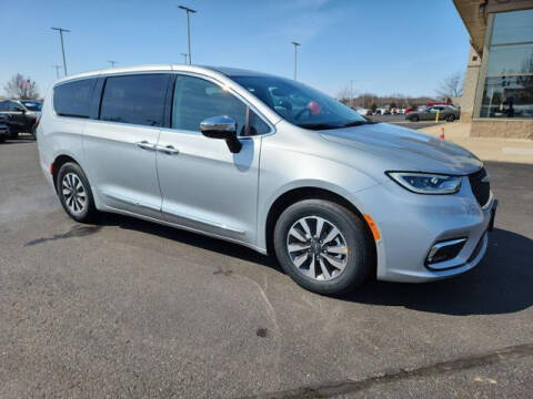 2023 Chrysler Pacifica Plug-In Hybrid