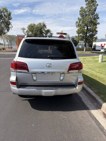 2014 Lexus LX 570