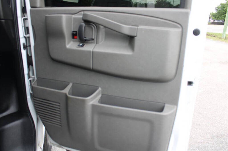 2021 Chevrolet Express 2500