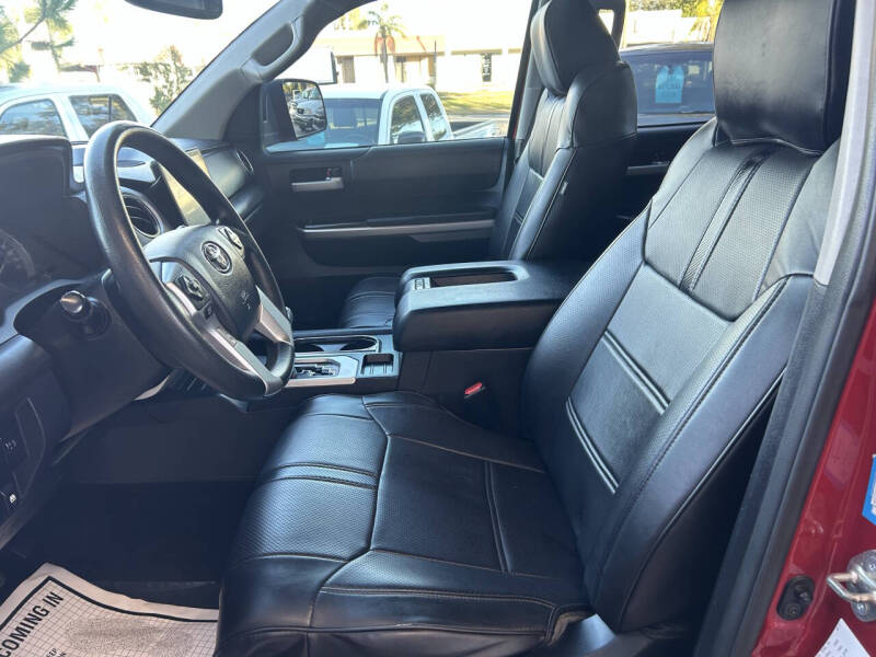 2017 Toyota Tundra SR5