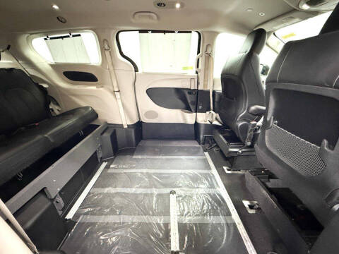 2019 Chrysler Pacifica Touring L