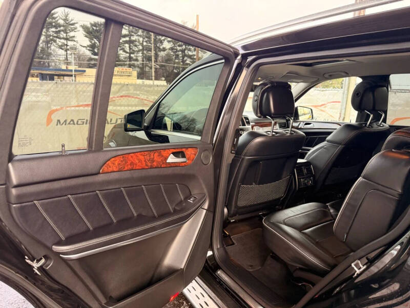 2014 Mercedes-Benz GL-Class GL 550 4MATIC