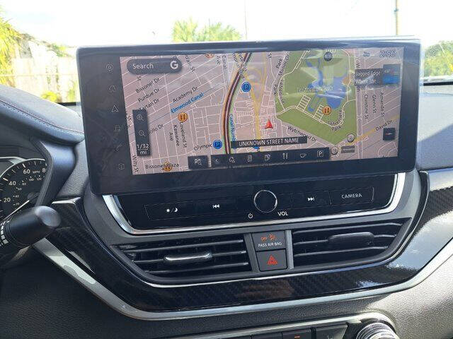 2024 Nissan Altima 2.5 SR