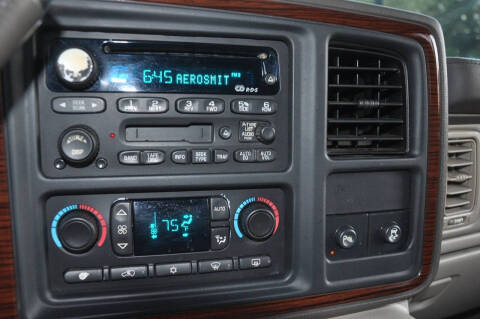 2003 Cadillac Escalade