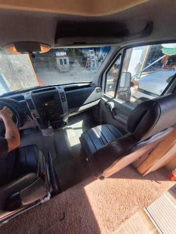 2007 Winnebago Navion Itasca