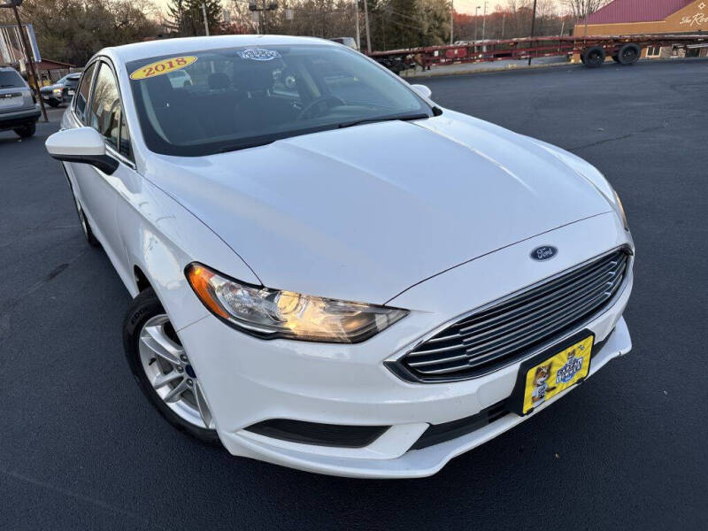2018 Ford Fusion Hybrid SE's photo
