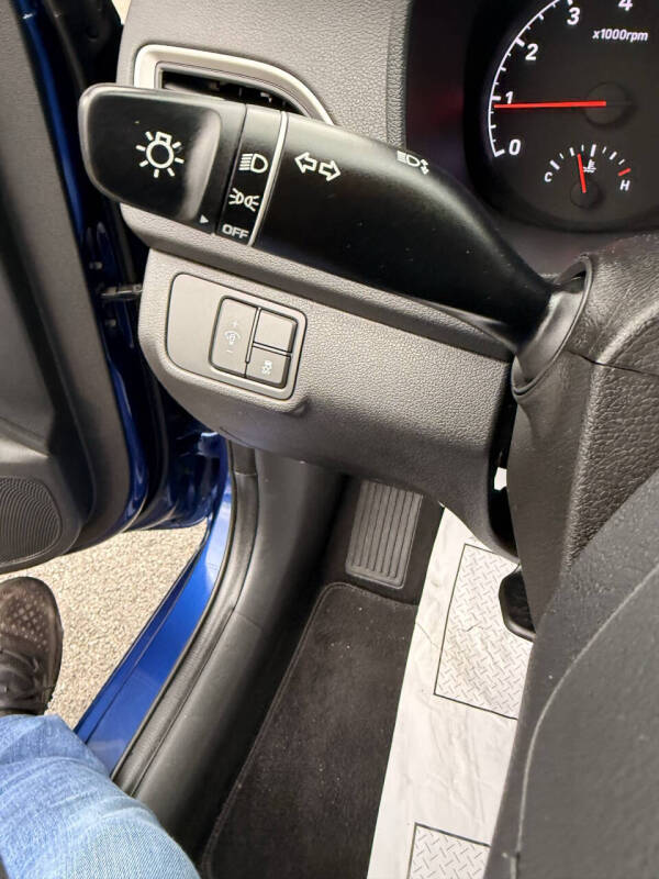 2020 Hyundai Accent SE