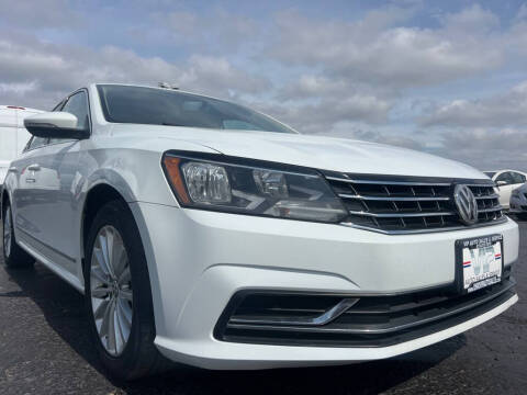 2017 Volkswagen Passat for sale at VIP Auto Sales & Service in Franklin OH