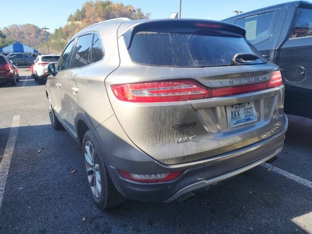 Used 2017 Lincoln MKC Select with VIN 5LMCJ2D95HUL44452 for sale in Hazard, KY