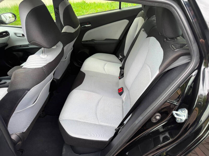 2018 Toyota Prius One