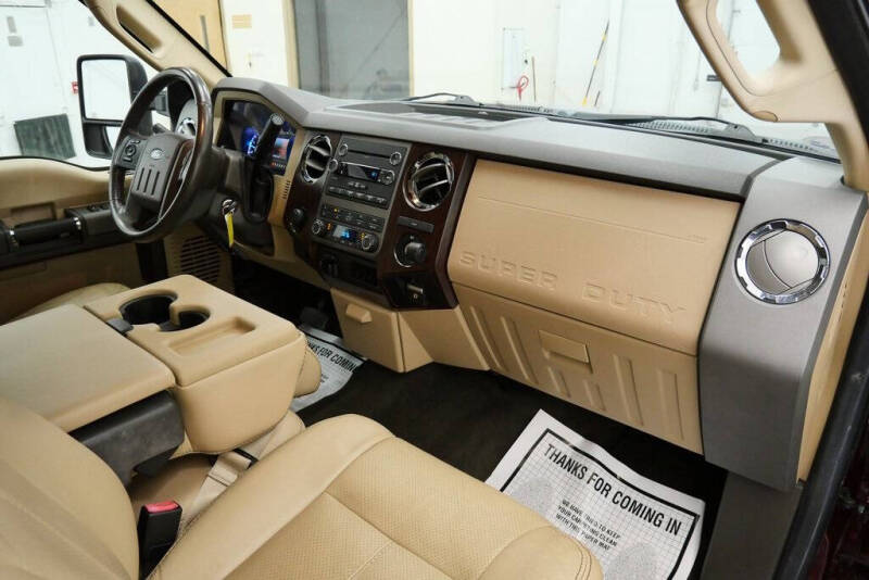 2011 Ford F-350 Super Duty Lariat