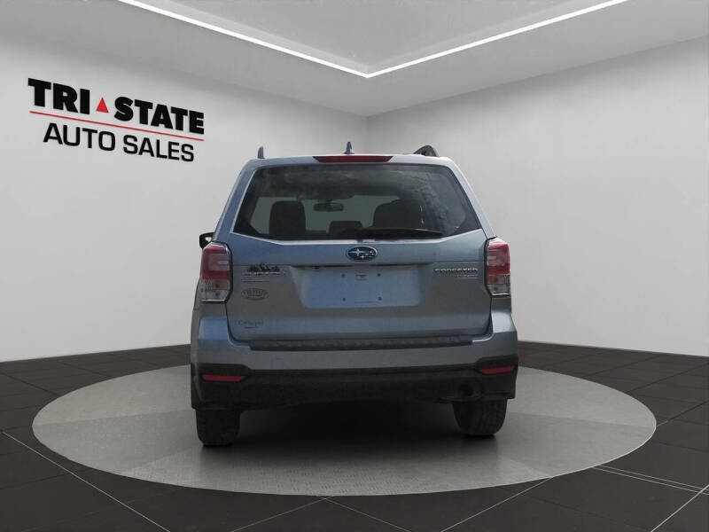 2017 Subaru Forester 2.5i