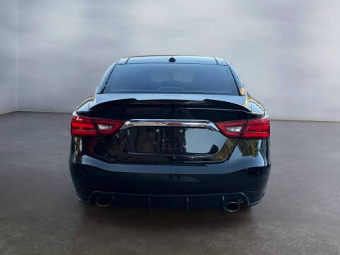 2017 Nissan Maxima Platinum