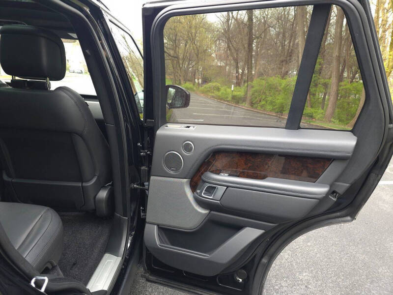 2020 Land Rover Range Rover Td6