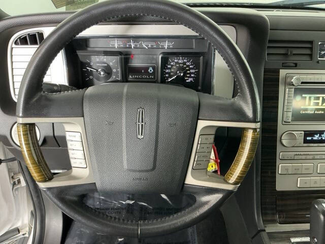 2010 Lincoln Navigator L