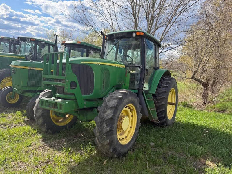 2005 John Deere 6715