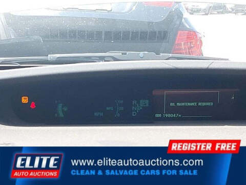 2011 Toyota Prius Two
