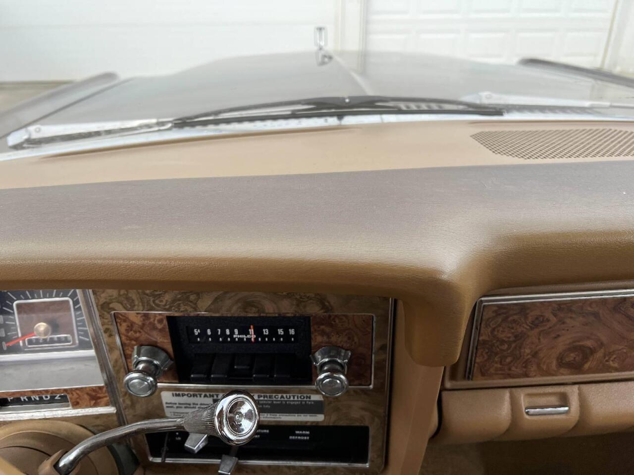 1975 Ford Granada 21