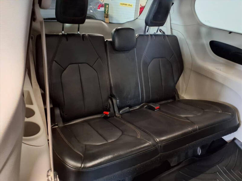 2020 Chrysler Pacifica Touring L