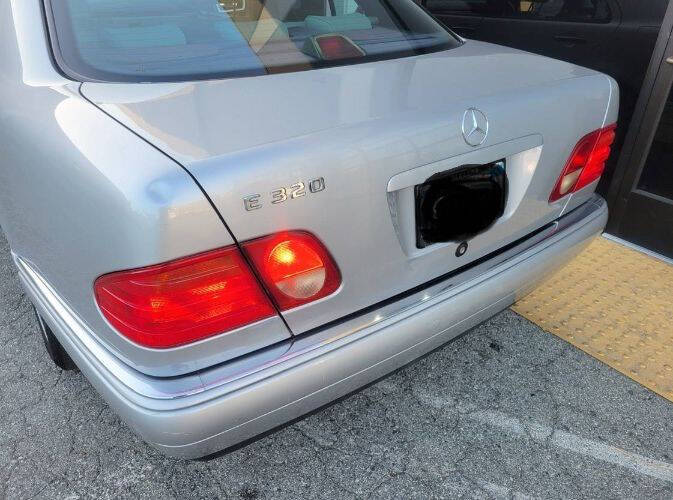 1998 Mercedes-Benz E-Class