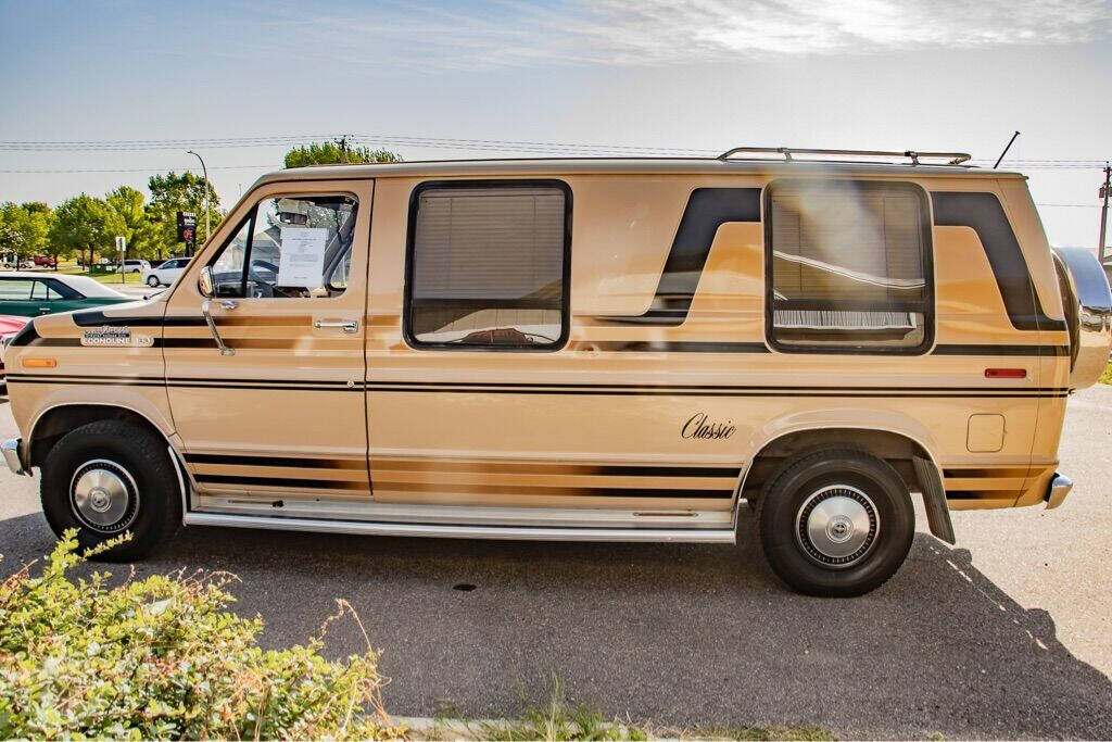 1984 Ford E-Series 85