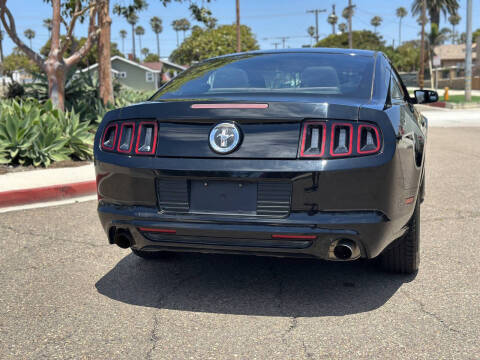 2014 Ford Mustang V6