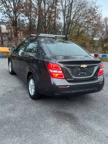 2018 Chevrolet Sonic LT Auto