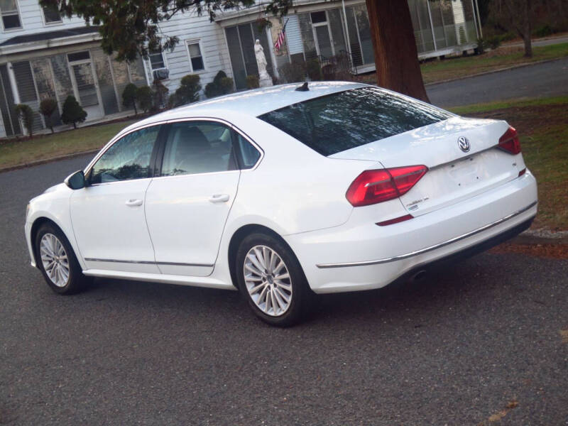 2016 Volkswagen Passat 1.8T SE