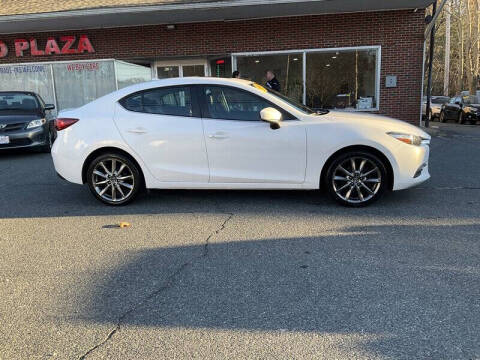 2018 Mazda MAZDA3 Touring