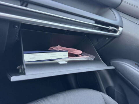 2025 Hyundai Tucson SE