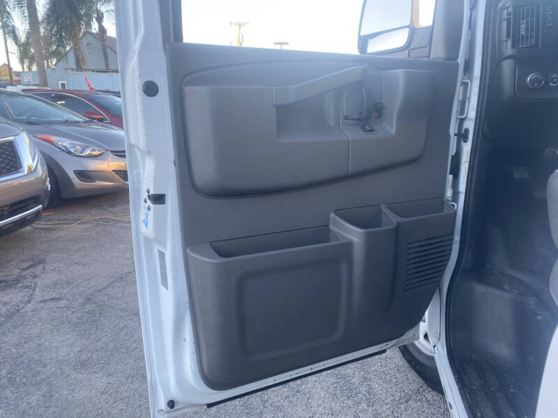 2019 Chevrolet Express LS 2500