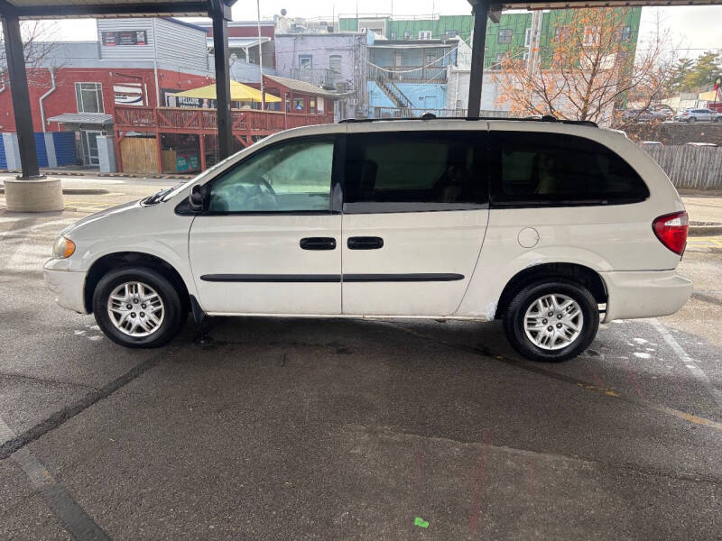 2004 Dodge Grand Caravan SE