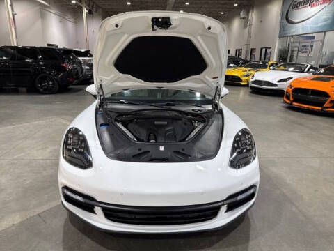 2017 Porsche Panamera