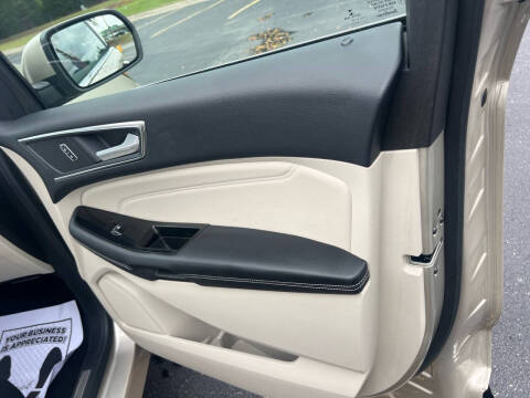 2017 Ford Edge Titanium