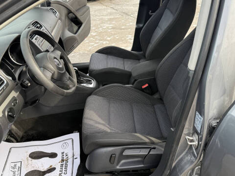 2014 Volkswagen Golf 2.5L PZEV