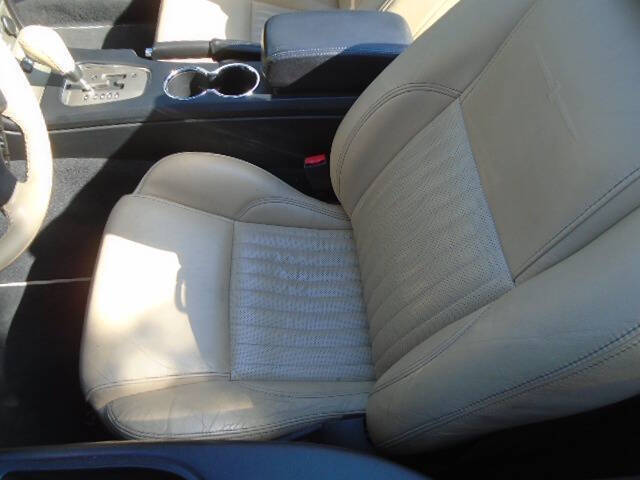 2004 Ford Thunderbird Deluxe