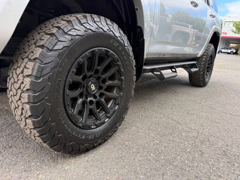 2020 Toyota 4Runner SR5