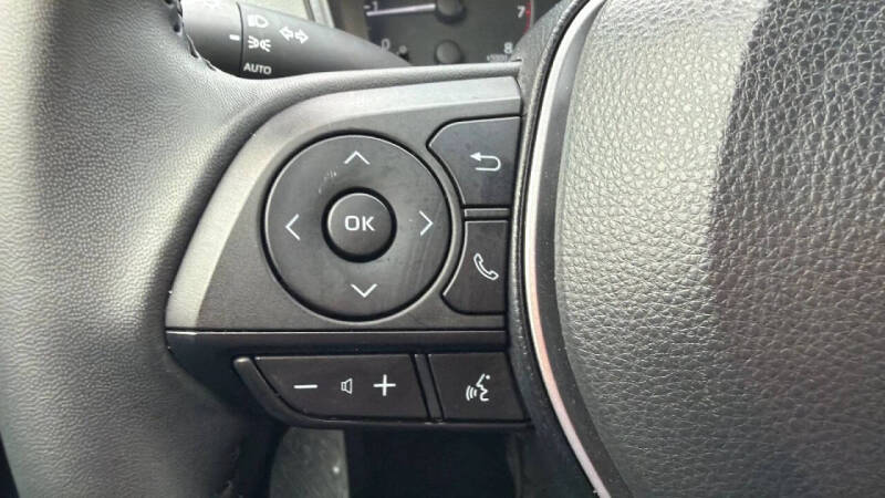 2023 Toyota Corolla Hatchback SE