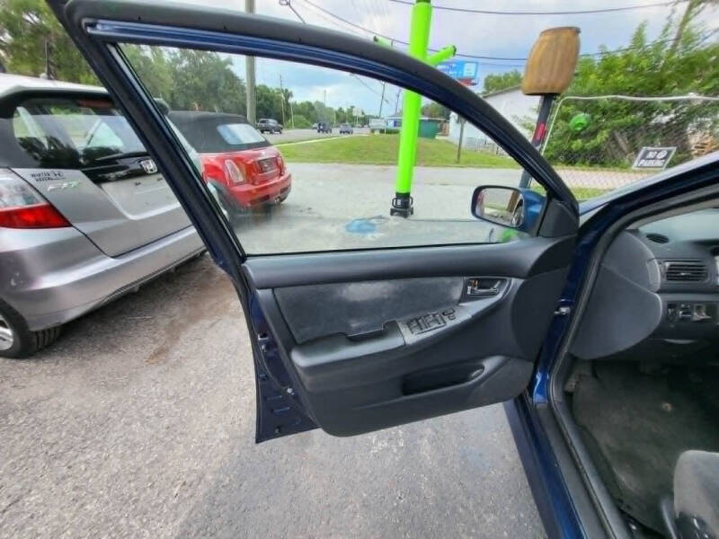 2004 Toyota Corolla S