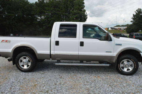 2006 Ford F-250 Super Duty for sale at Good Wheels Auto Sales, Inc in Cornelia GA